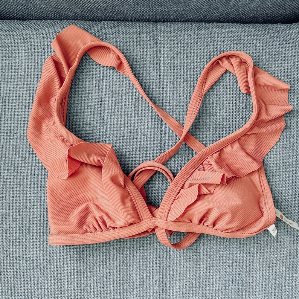 🦋Mauve Ruffle Bikini Top